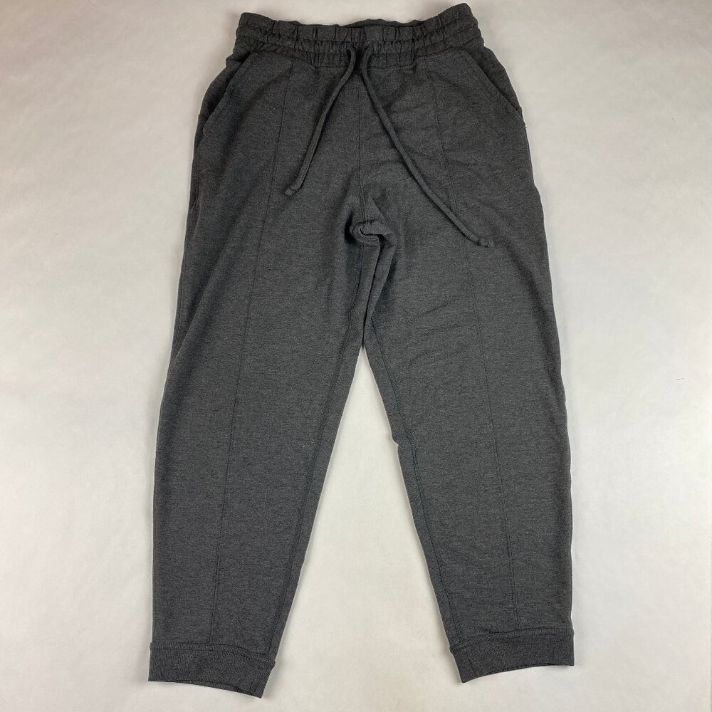 Lululemon At My Leisure Jogger Women's Size 6 Gray